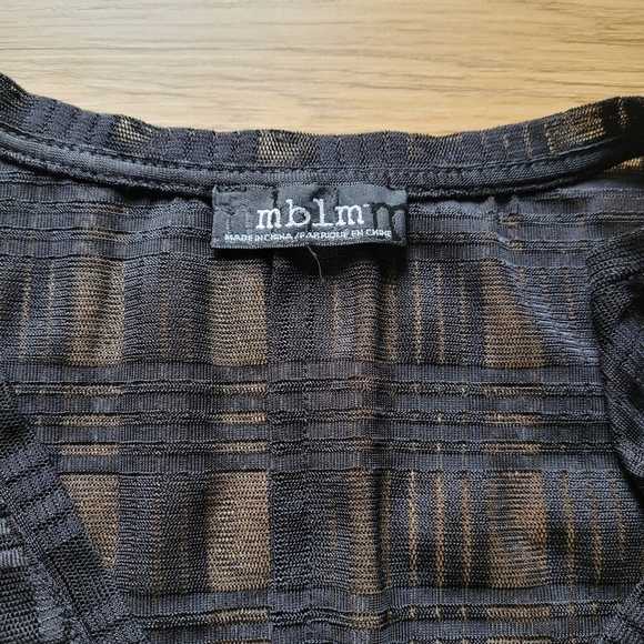 Plus size 2x sheer sleeveless gingham top black - Picture 11 of 12